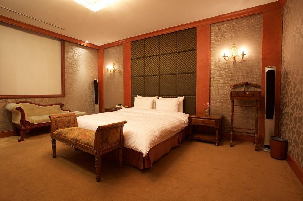 The Koryo Hotel Bucheon Exteriör bild