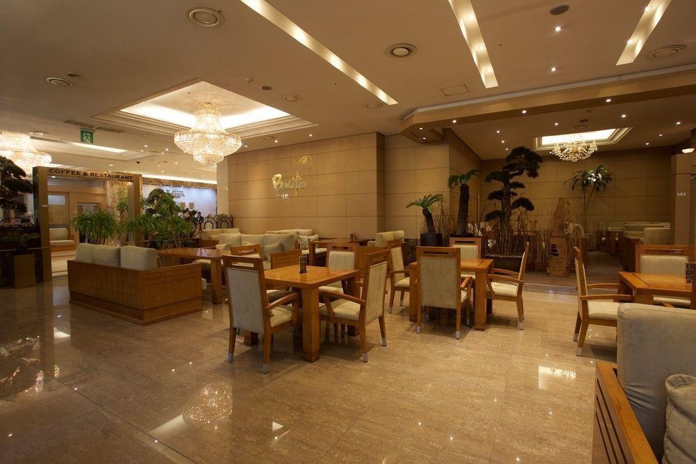 The Koryo Hotel Bucheon Exteriör bild